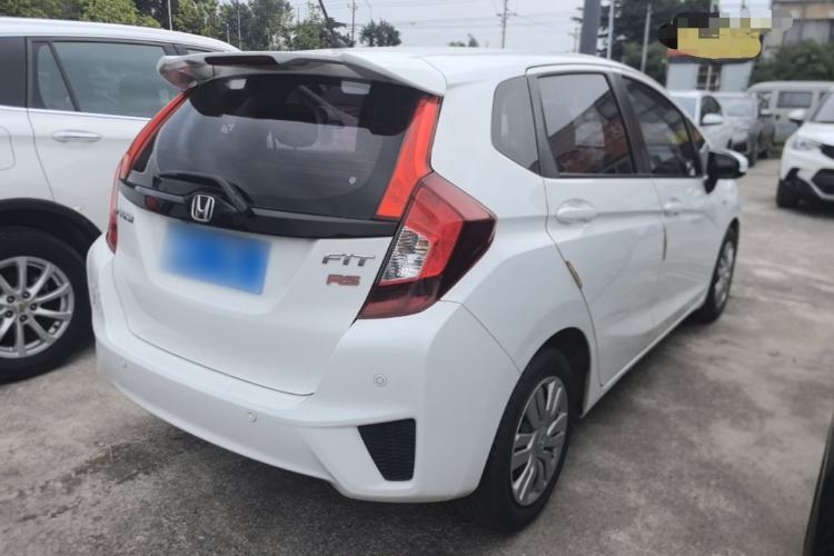 Used Honda Fit 2016 1.5L LXS CVT Comfort Sunroof Version
