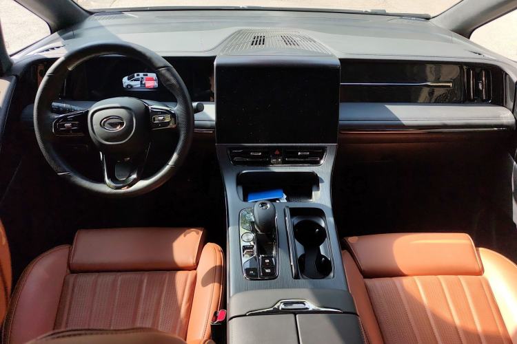 Used GAC Trumpchi M8 2023 Zongshi Series 400T Ultimate Edition Center Console