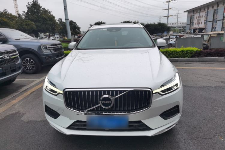 Used Volvo XC60 2019 T4 Zhiyi Edition China V Standard
