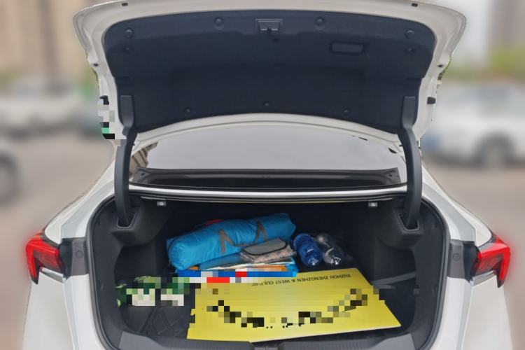 Used Buick LaCrosse 2023 28T Prestige Edition Trunk