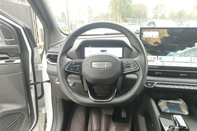 Used Geely Auto Coolray 2025 Bin Yue L 1.5T DCT Starlight Edition