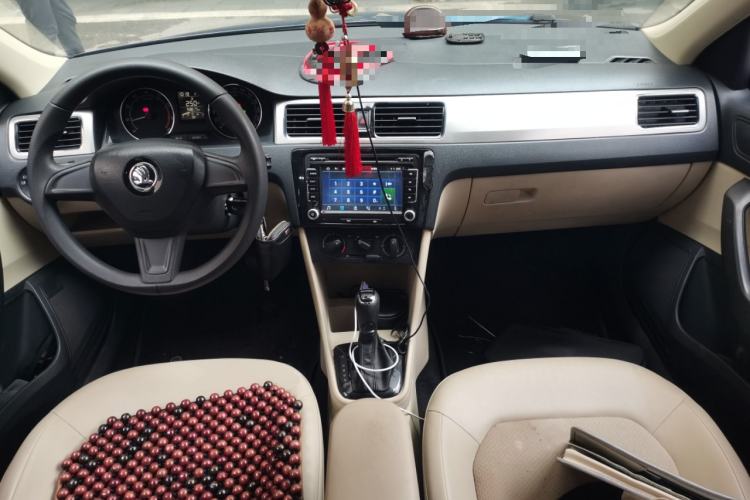 Used Skoda Rapid Spaceback 2014 1.6L Automatic Enjoyment Edition
