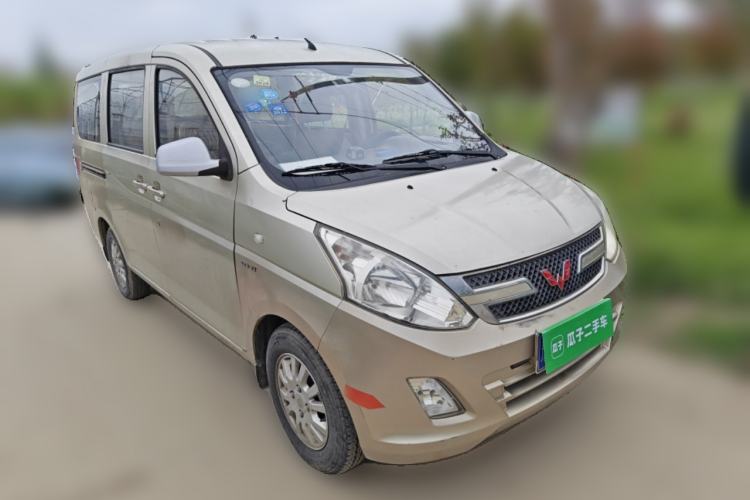 Used Wuling Rongguang V 2016 1.5L Standard Version
