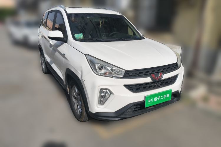 Used Wuling Hongguang S3 2018 1.5T Manual Luxury Model China V Standard