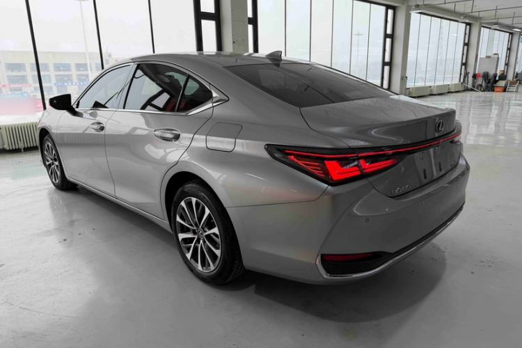 Used Lexus ES 2025 200 Premium Edition