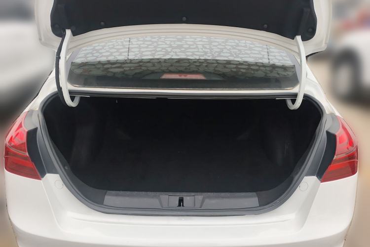 Used Geely Auto Emgrand 2018 1.5L CVT Upward Connect Edition Trunk