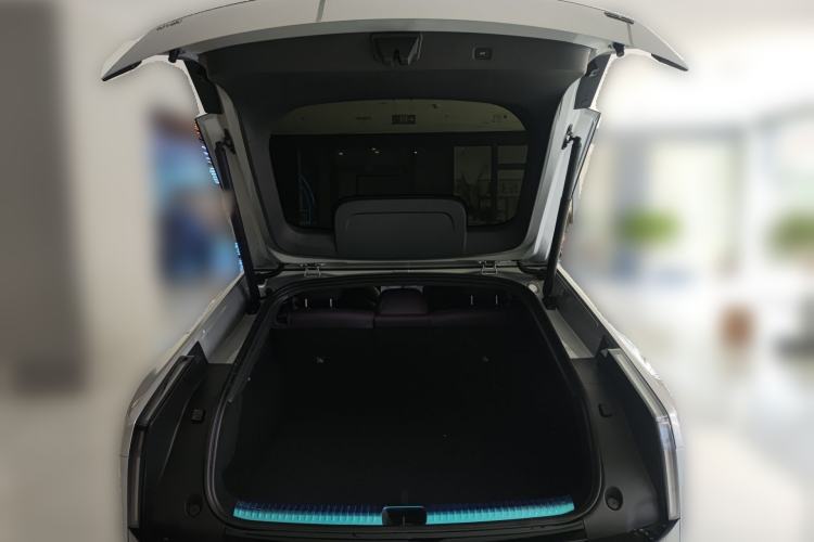 Used XPeng P7 2025 Model—702 Long Range Ultra
