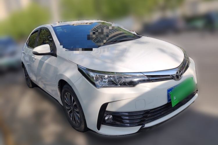 Used Toyota Corolla 2017 Revised Version 1.2T S-CVT GL Front Right 45 Deg