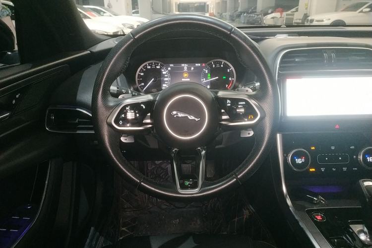 Used Jaguar XEL 2020 2.0T 200PS R-DYNAMIC Youth Sports Edition
