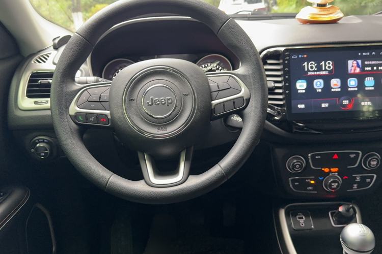 Used Jeep Compass 2017 200T Manual Enjoy Edition

