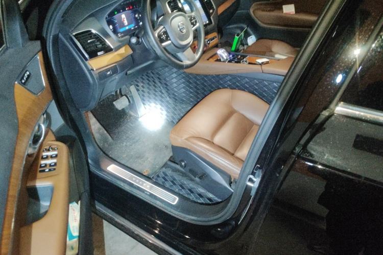 Used Volvo XC90 2024 B6 Zhiyi Luxury 7-Seater