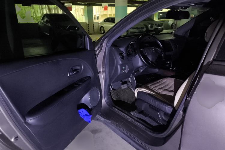 Used Honda XR-V 2015 1.8L VTi CVT Luxury Edition
