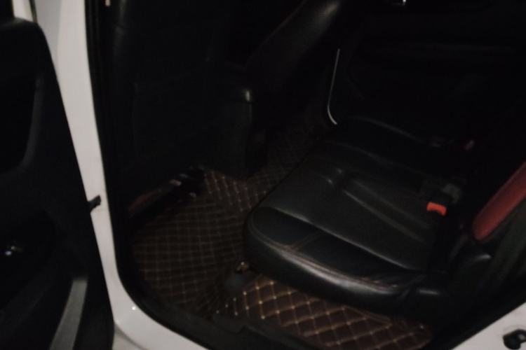 Used HYOSOW S3 2015 1.5L Luxury Model China V Standard