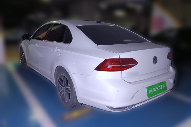 Used Volkswagen Lamando 2021 280TSI DSG Comfort Edition Rear Left 45 Deg