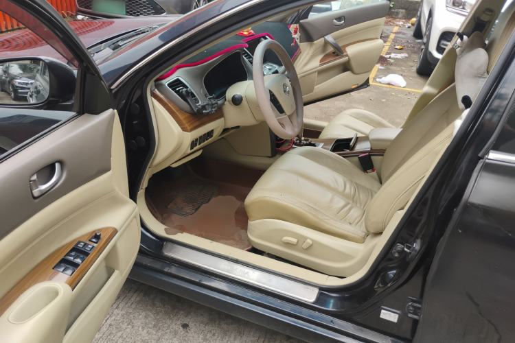 Used Nissan Teana 2011 2.5L XL Advanced Edition
