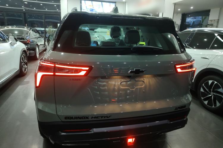 Used Chevrolet Equinox Plus 2024 155km ACTIV Ultimate Edition