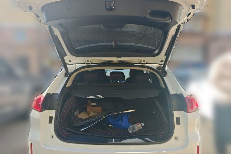 Used Wey VV5 2017 2.0T Ultra-Luxury Version
