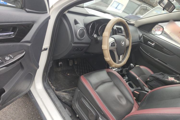 Used HYOSOW S3 2014 1.5L Luxury Version China IV Emission Standard
