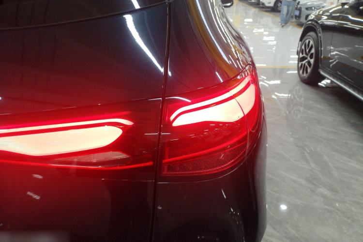 Used Mercedes-Benz GLC 2024 GLC 300 L 4MATIC Dynamic Edition 5-seater Exterior 3