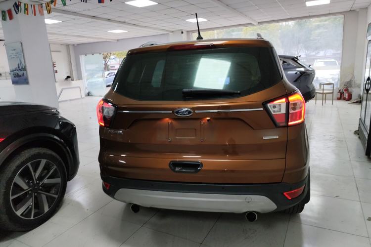 Used Ford Kuga 2018 EcoBoost 180 Two-Wheel-Drive Platinum Edition