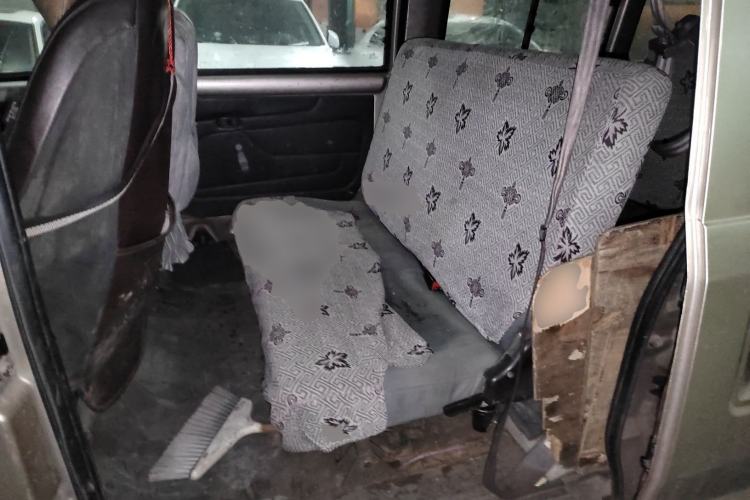 Used Wuling Rongguang 2012 1.5L Extended Basic Version Left Rear Seat