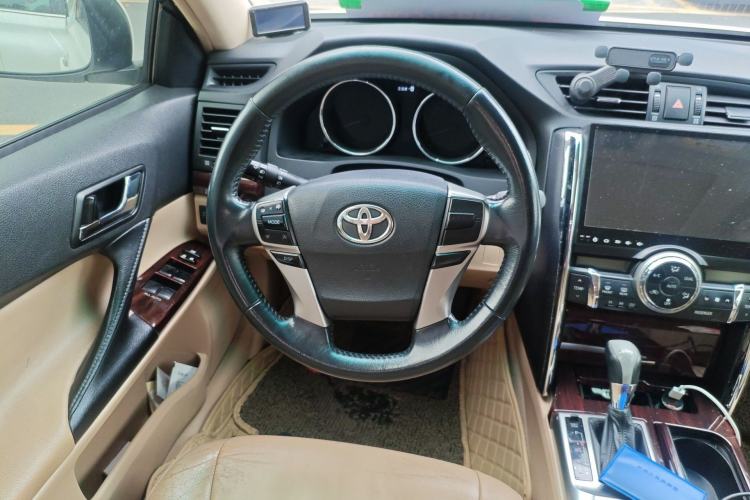 Used Toyota Reiz 2010 2.5V Fengdu Elite Edition Steering Wheel