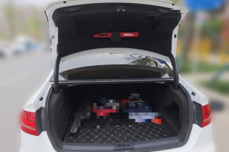 Used Audi A4L 2016 30 TFSI Automatic Comfort Model Trunk