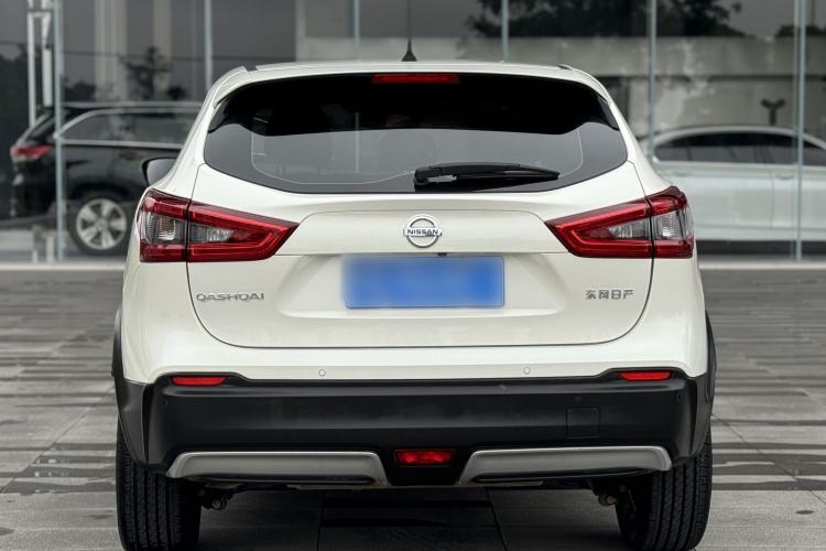 Used Nissan Qashqai 2021 2.0L CVT Luxury Edition Exterior 5