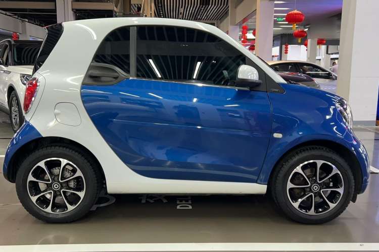 Used smart fortwo 2015 1.0L 52 kW Hardtop Passion Edition