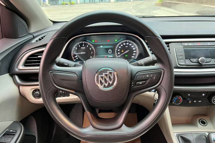 Used Buick GT 2017 15N Manual Elite Version Steering Wheel