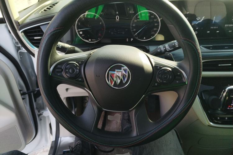 Used Buick GL8 2022 ES Landtrek 653T Comfort Edition