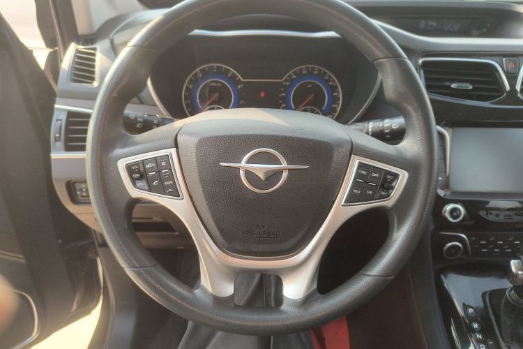 Used Haima V70 2016 1.5T Automatic Comfort & Enjoyment Version 7 Seats