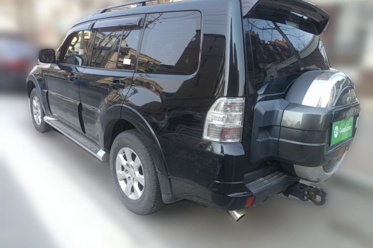 Used Mitsubishi Pajero 2016 3.0L Automatic Standard Version China V Standard Rear Left 45 Deg