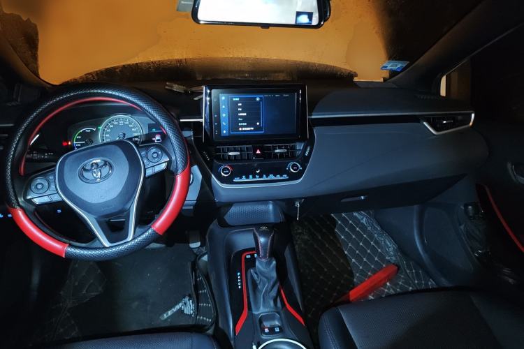 Used Toyota Levin 2021 Dual-Motor 1.8H E-CVT Sport Edition Center Console