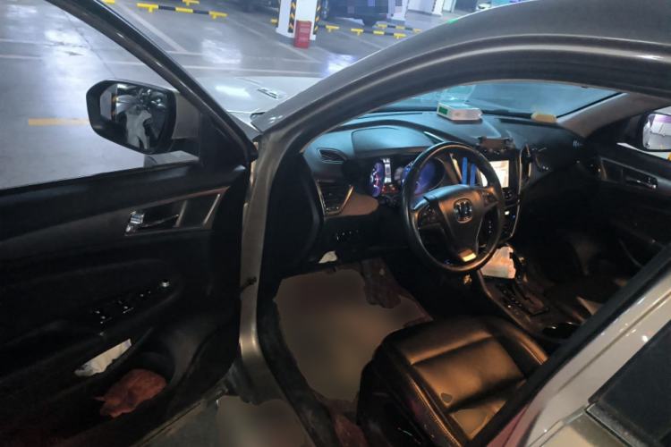 Used Changan CS75 2016 1.8T Automatic Elite Model China IV Standard