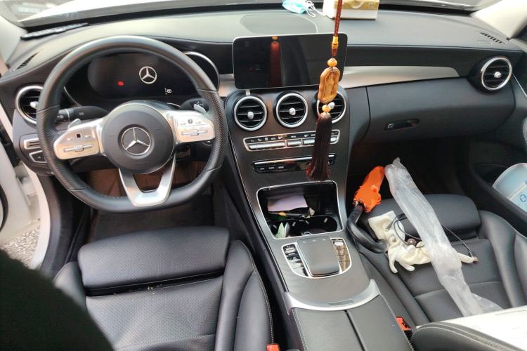 Used Mercedes-Benz C-Class 2021 C 200 L Fashion Edition Sport Version Center Console
