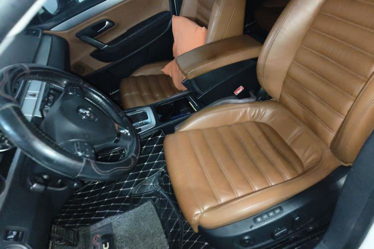 Used Volkswagen FAW-Volkswagen CC 2011 2.0 TSI Luxury Edition Left Front Seat