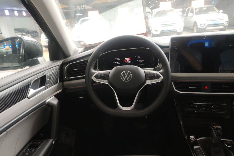 Used Volkswagen Tayron 2024 300TSI Two-Wheel-Drive Luxury Plus Advanced Version