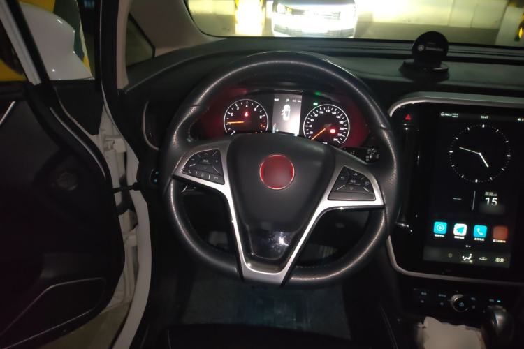 Used BYD Song MAX 2017 1.5T Automatic Smart Connect Elite 7-Seater Steering Wheel