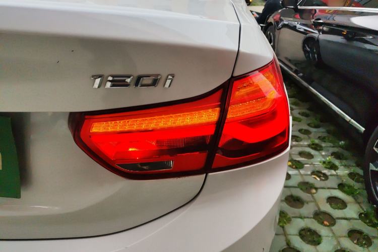 Used BMW 1 Series 2018 120i Design Package Model Right Rear Taillight