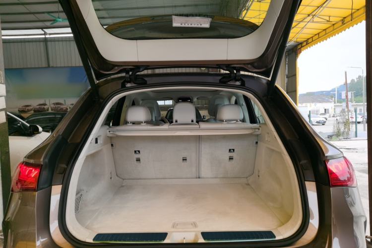 Used Mercedes-Benz EQE SUV 2023 350 4MATIC Luxury Edition