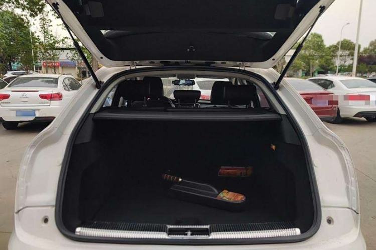 Used Zotye SR7 2016 1.5T CVT Cube Road Edition China V Standard
