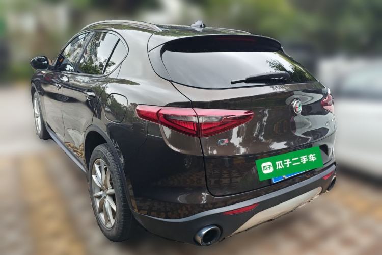 Used Alfa Romeo Stelvio 2017 2.0T 200HP Luxury Edition
