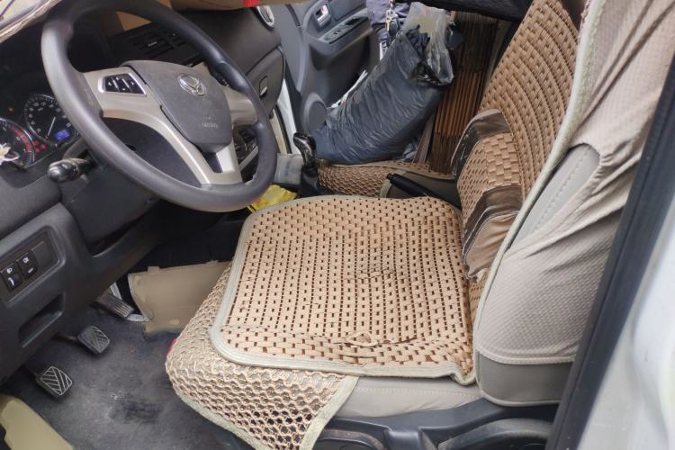 Used HYOSOW H2 2016 H2E 1.5L Elite Model BJ415B
