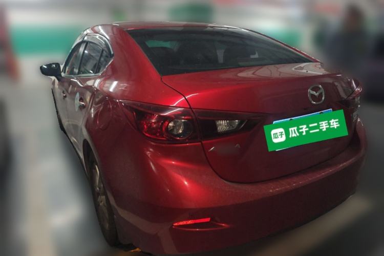 Used Mazda 3 Axela 2016 Sedan 1.5L Automatic Luxury Model
