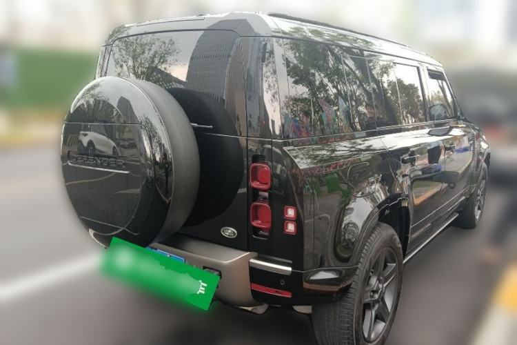 Used Land Rover Defender 2023 Facelift 110 3.0T P400 X-DYNAMIC HSE
