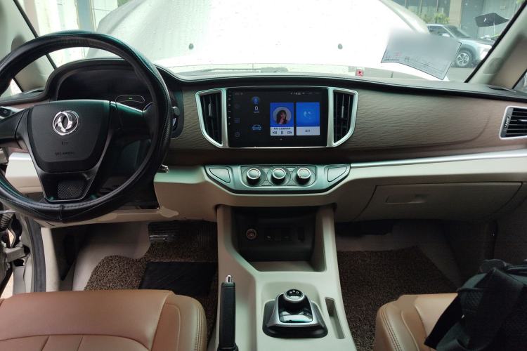 Used FORTHING Lingzhi M5 2020 Long-Range Version Comfort Model 9 Seats
