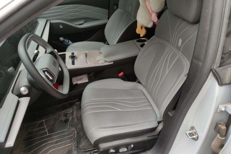 Used Geely Galaxy E8 2024 550 km Range Rear-Drive MAX
