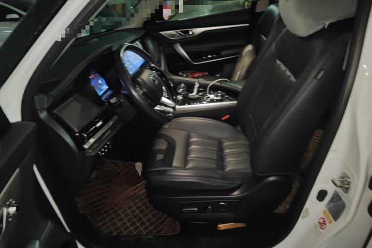 Used CHANGAN CS95 2019 2.0T Two-Wheel-Drive Luxury Version
