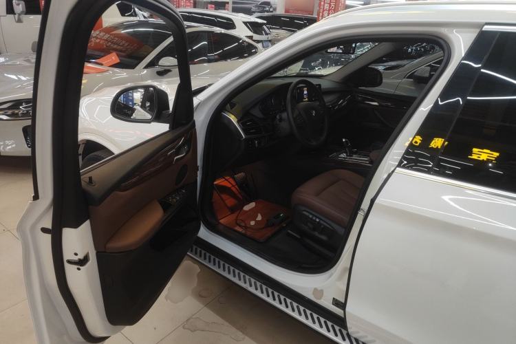 Used BMW X5 2018 xDrive35i Standard Model Small Screen Fabric Middle East
